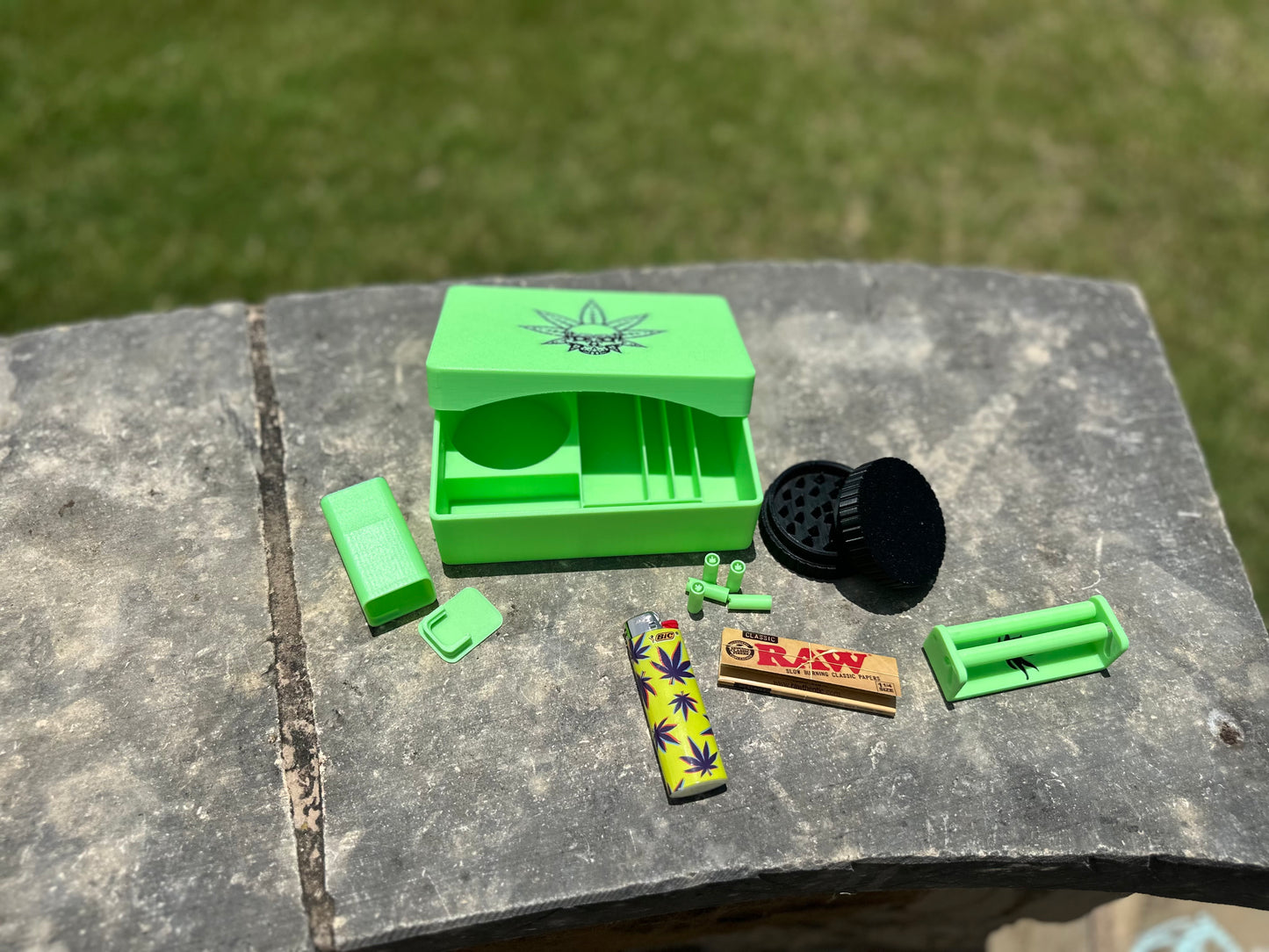 Stash Box with Accessories