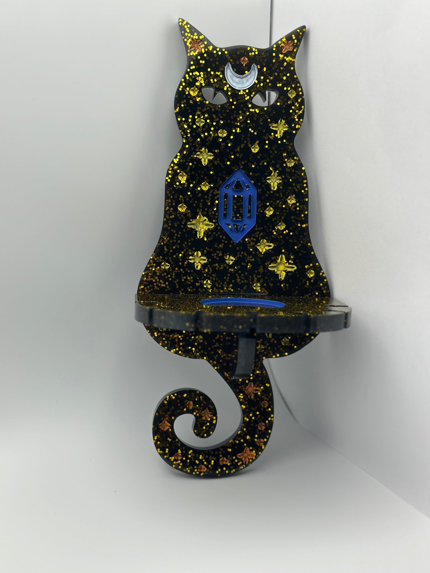 Curly Tailed Cat Shelf