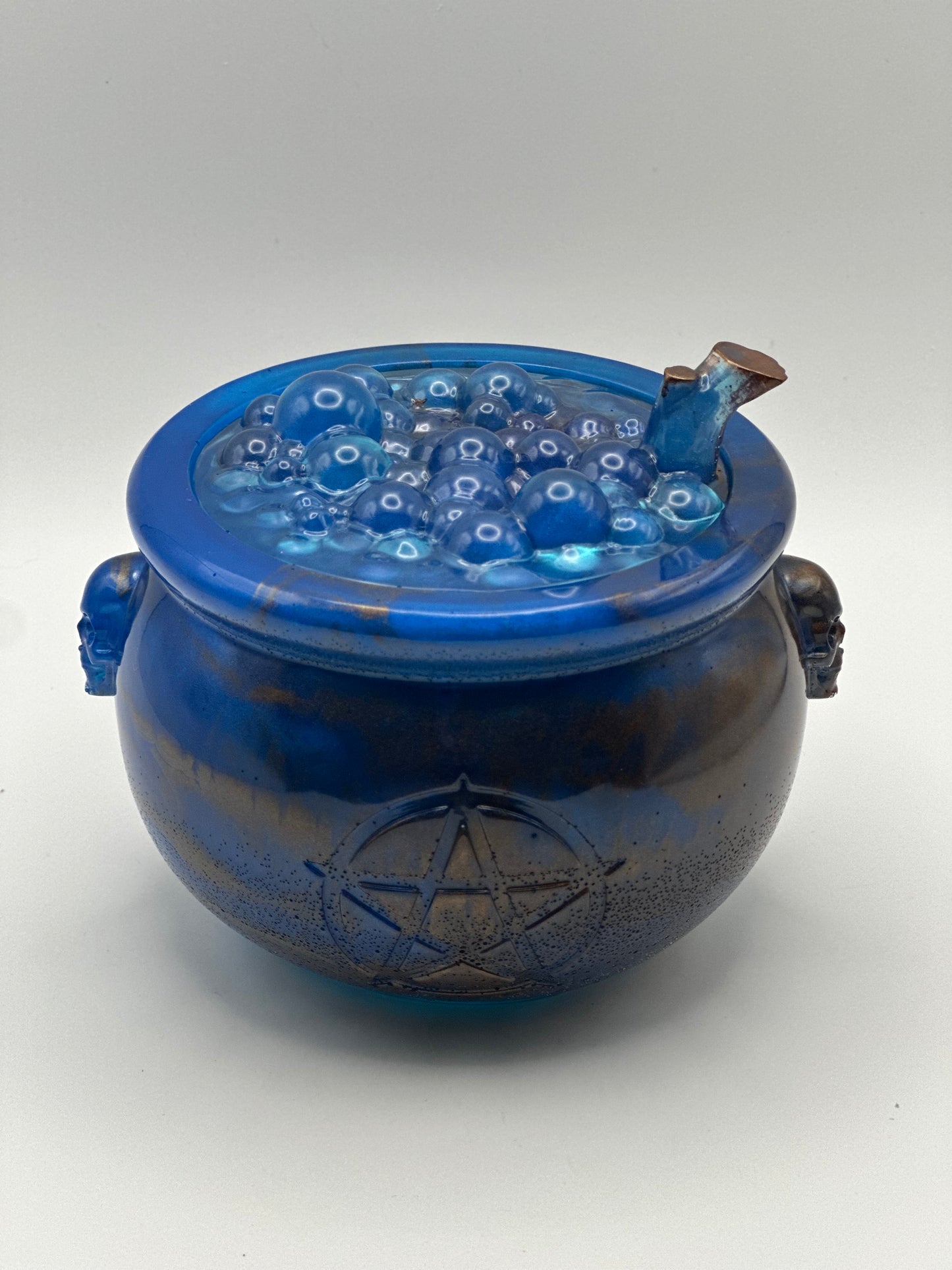 Cauldron with Lid