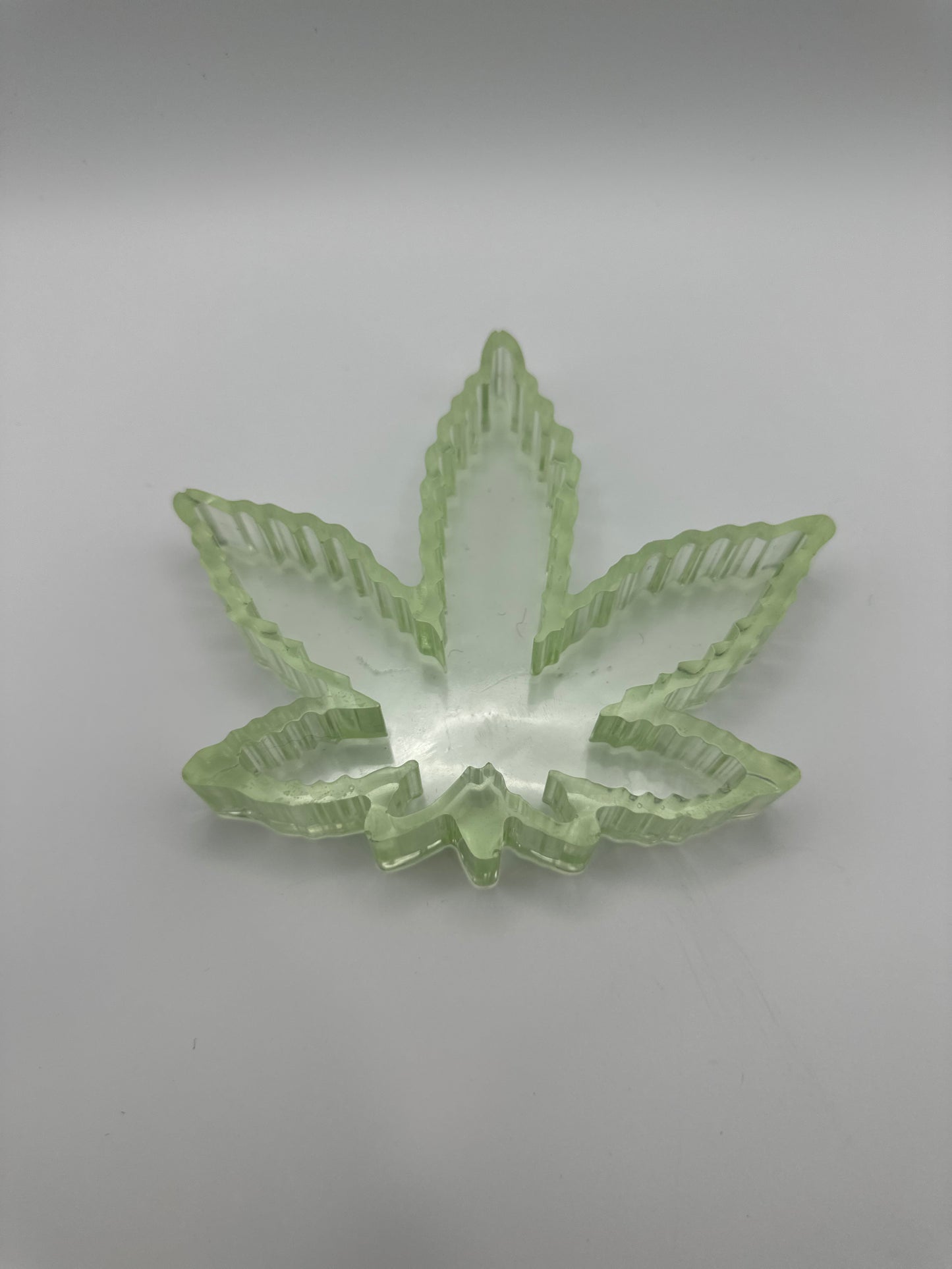 Hemp Leaf Tray