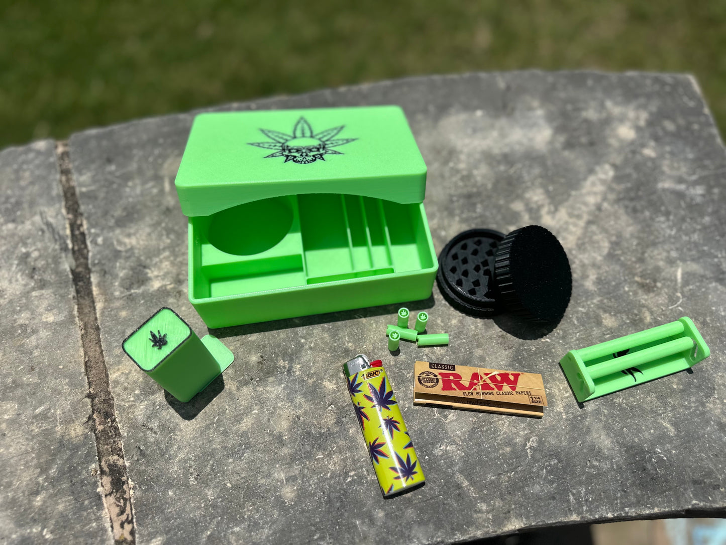 Stash Box with Accessories