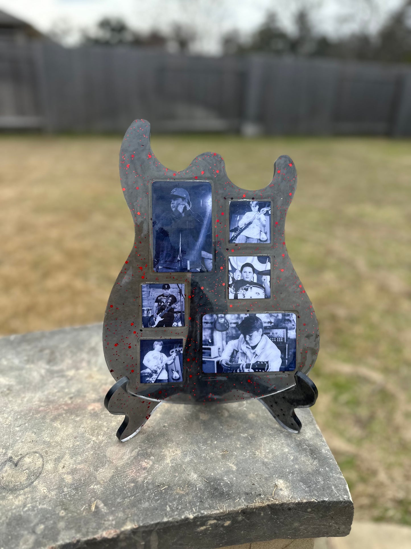 Guitar Frame & Stand