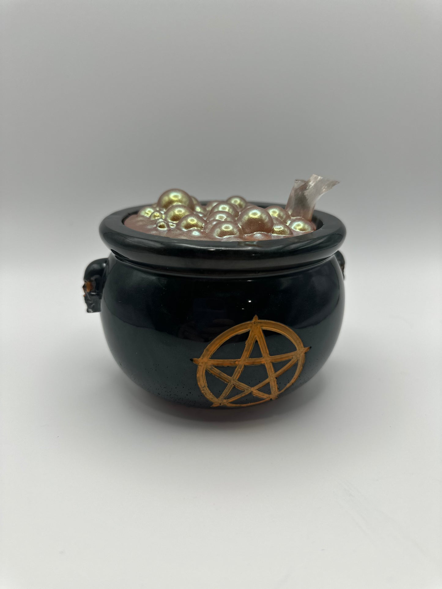 Cauldron with Lid