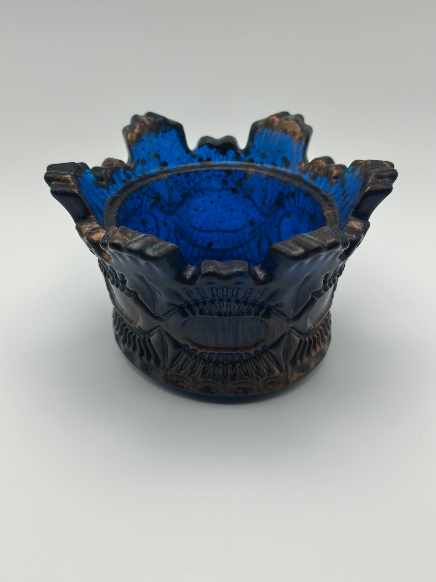 Crown Dish